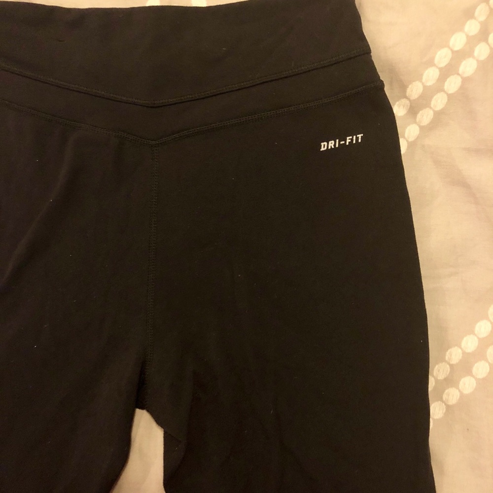 Nike dri-fit bundle - Picture 4 of 5